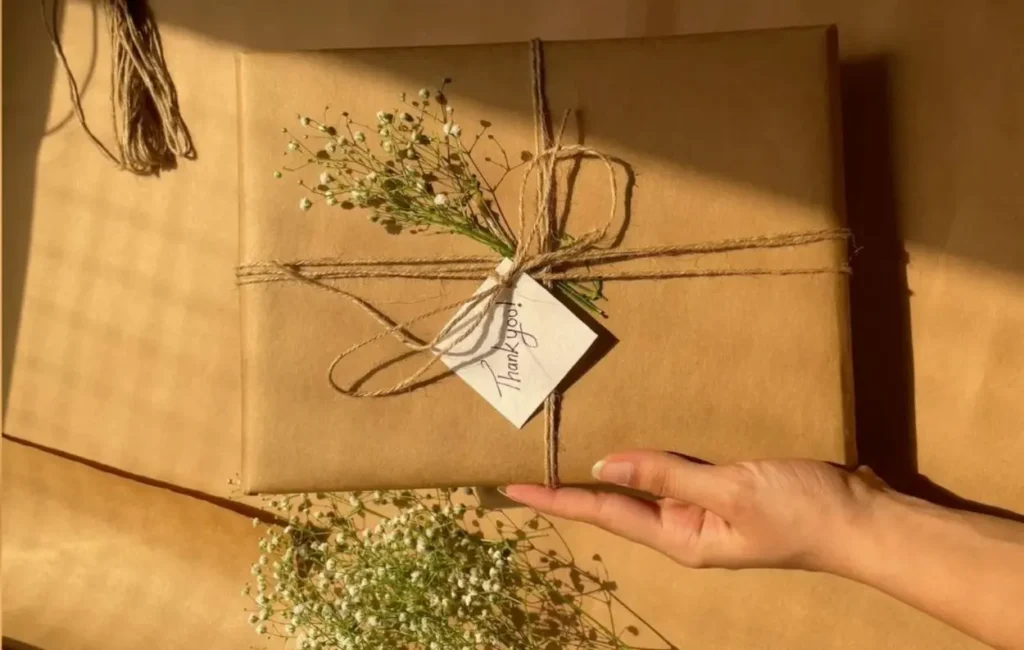 Como decorar e apresentar um presente