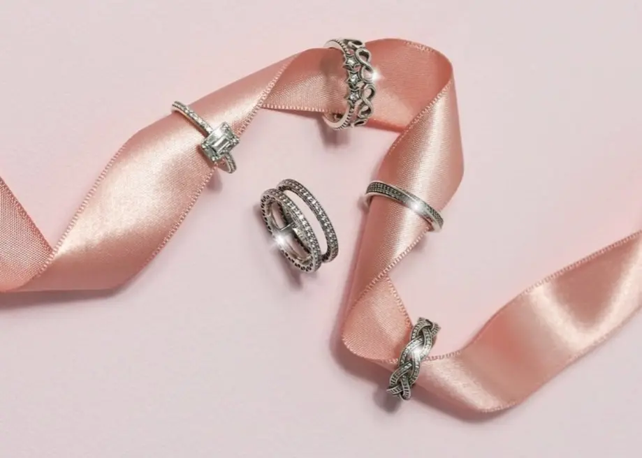 Anillos